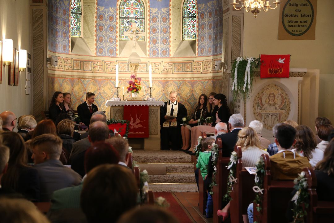 Konfirmation in der St. Franziskuskirche in Coppengrave