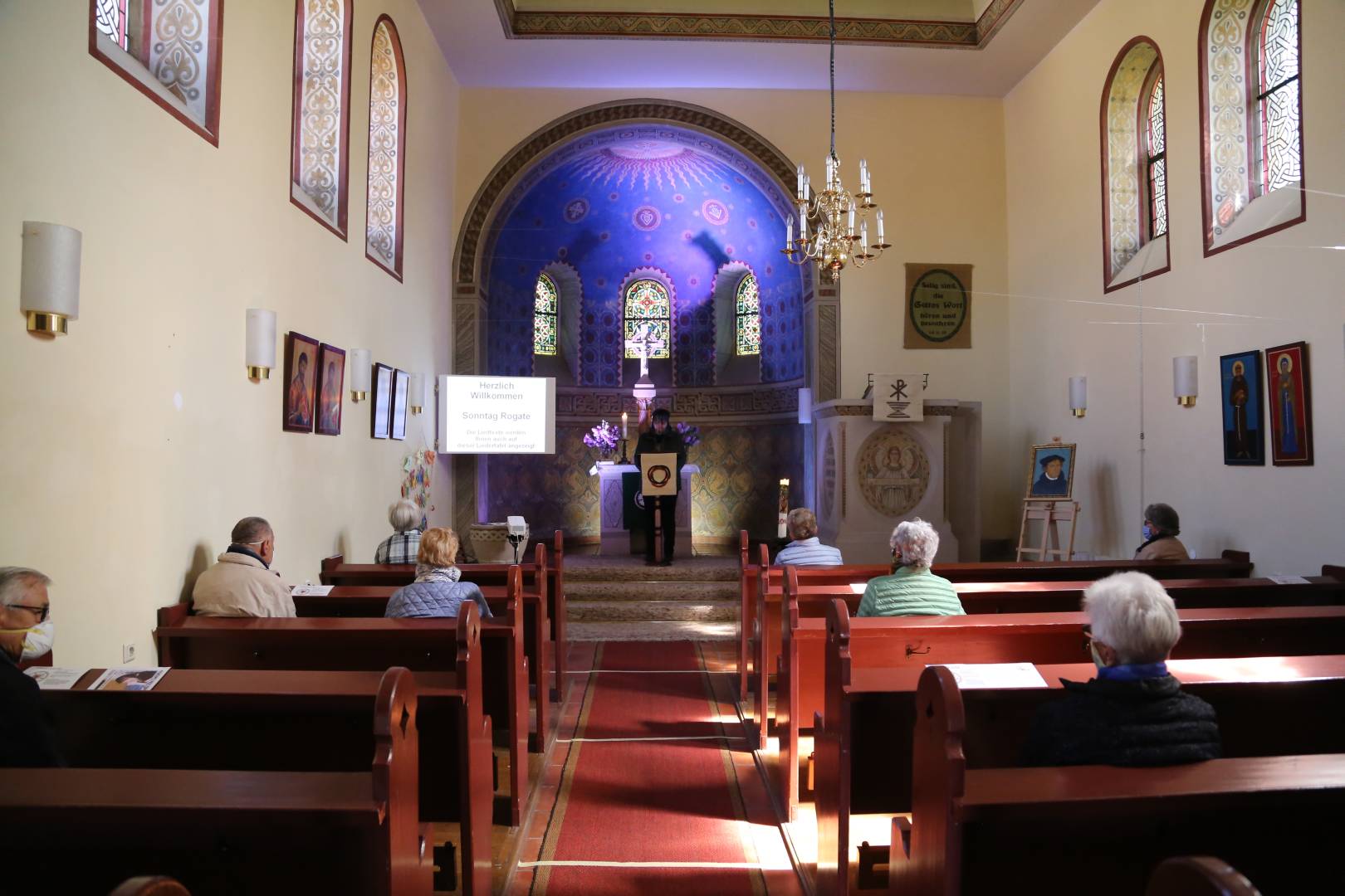 Gottesdienst Premiere in Coronazeiten in der St. Franziskuskirche